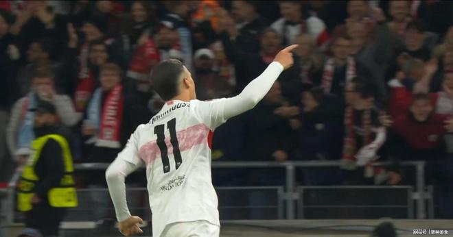 九游体育-关于法甲加时末段再迎强敌，阿斯顿维拉回应争议，主帅态度——底气十足，赛程密集仍需轮换的信息