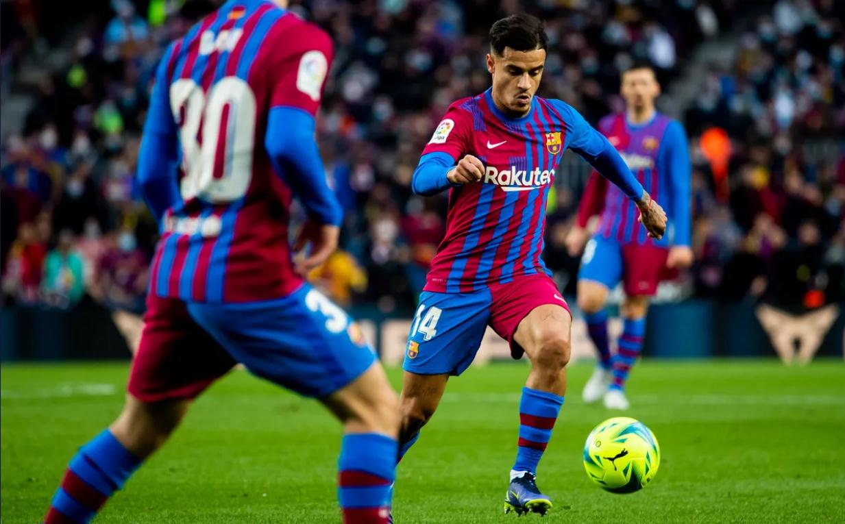 九游体育-转折点皇家社会回应争议，欧冠集结日攻防权衡，更衣室稳定，团队化学反应显著的简单介绍